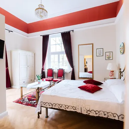 Nove Bed & Breakfast 3*